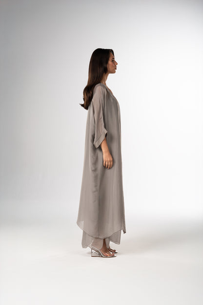 قفطان إيطالي من الحرير القطني باللونين الأسود والأبيض (مجموعة رمضان)