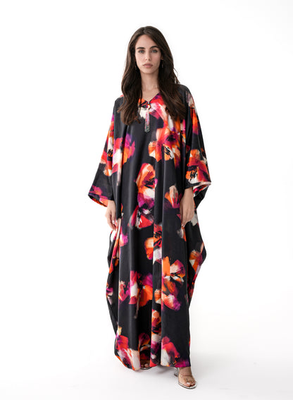 قفطان إيطالي من الحرير والقطن باللون الأسود بنقشة الزهور (مجموعة رمضان)