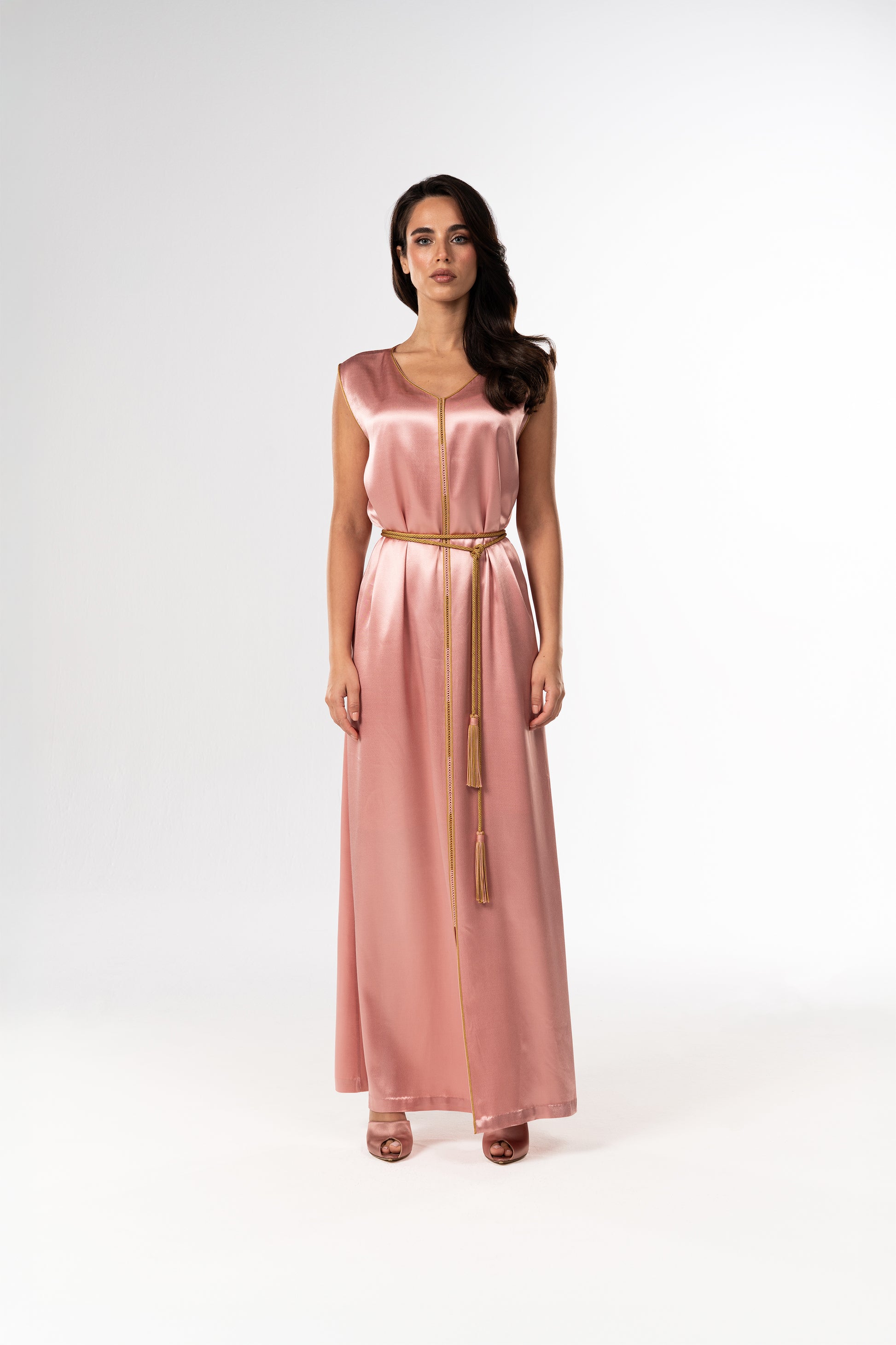 Golden Rose Jacquard Two-Piece Caftan with Viscose Satin Inner Dress إصدارا محدود يدوية بالكامل