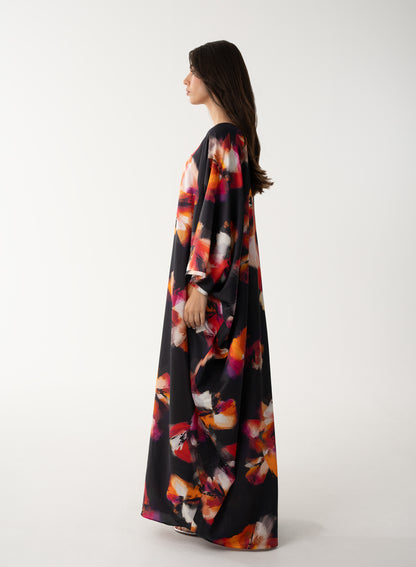 قفطان إيطالي من الحرير والقطن باللون الأسود بنقشة الزهور (مجموعة رمضان)