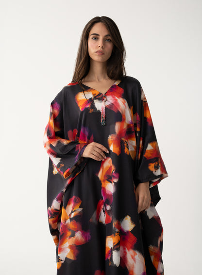 قفطان إيطالي من الحرير والقطن باللون الأسود بنقشة الزهور (مجموعة رمضان)